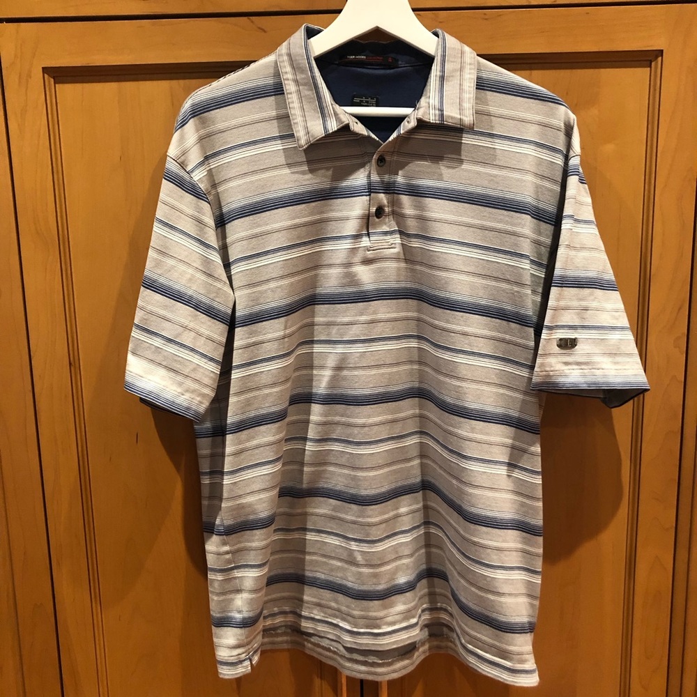 Tiger woods Nike  golf shirt